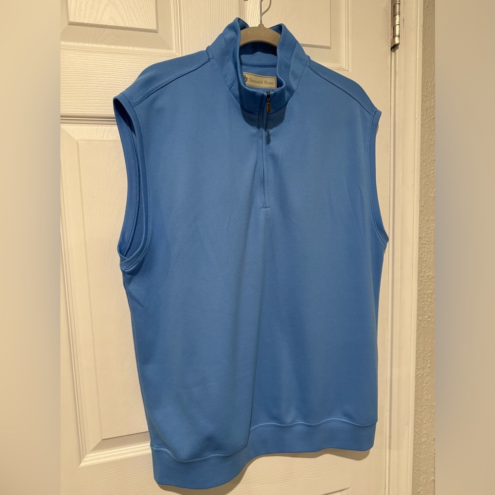 Donald Ross Vest. Size large.